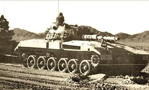 Первый прототип «Меркавы» (Ц-820001, или просто «0001») покинул сборочный цех, не дожидаясь родной башни. Для весовой компенсации на него установили башню от танка М48